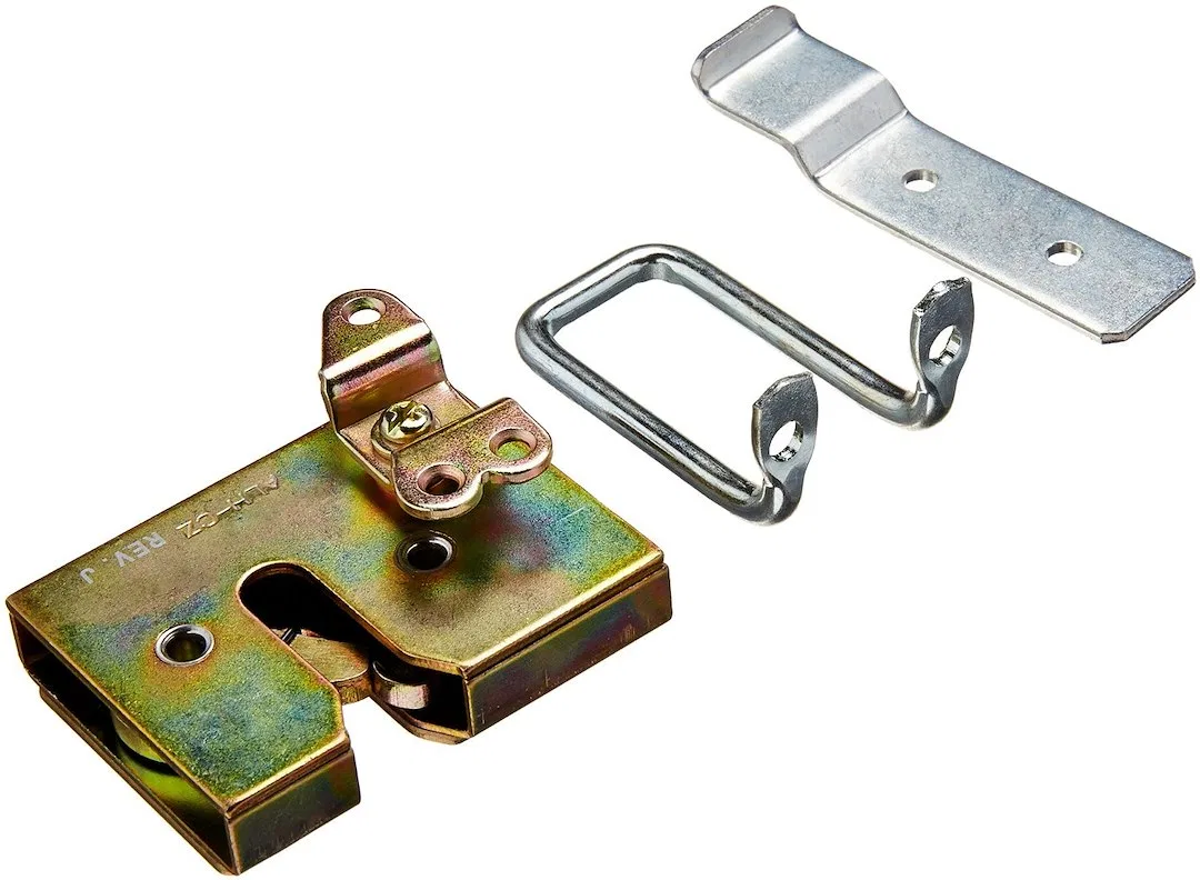 7731 – WEATHERGUARD Tool Box Latch, For Weatherguard Saddle Boxes With Striker and Mounting Hardware